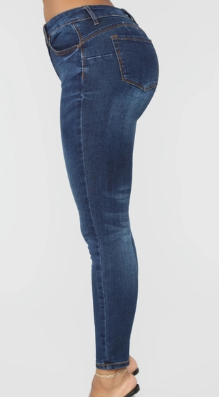 Jeans - Picture 2 of 3